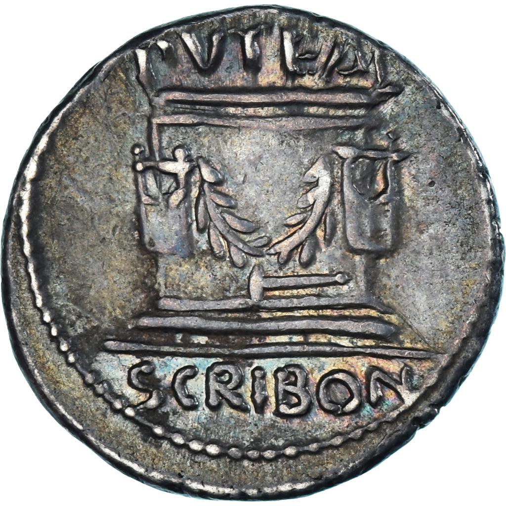 Scribonia, 
  
  Denario, 
  
  62 a.C